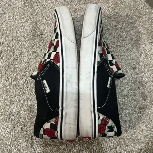 Checkered Slip-On Vans with Red Rose Design - Picture 5 of 7